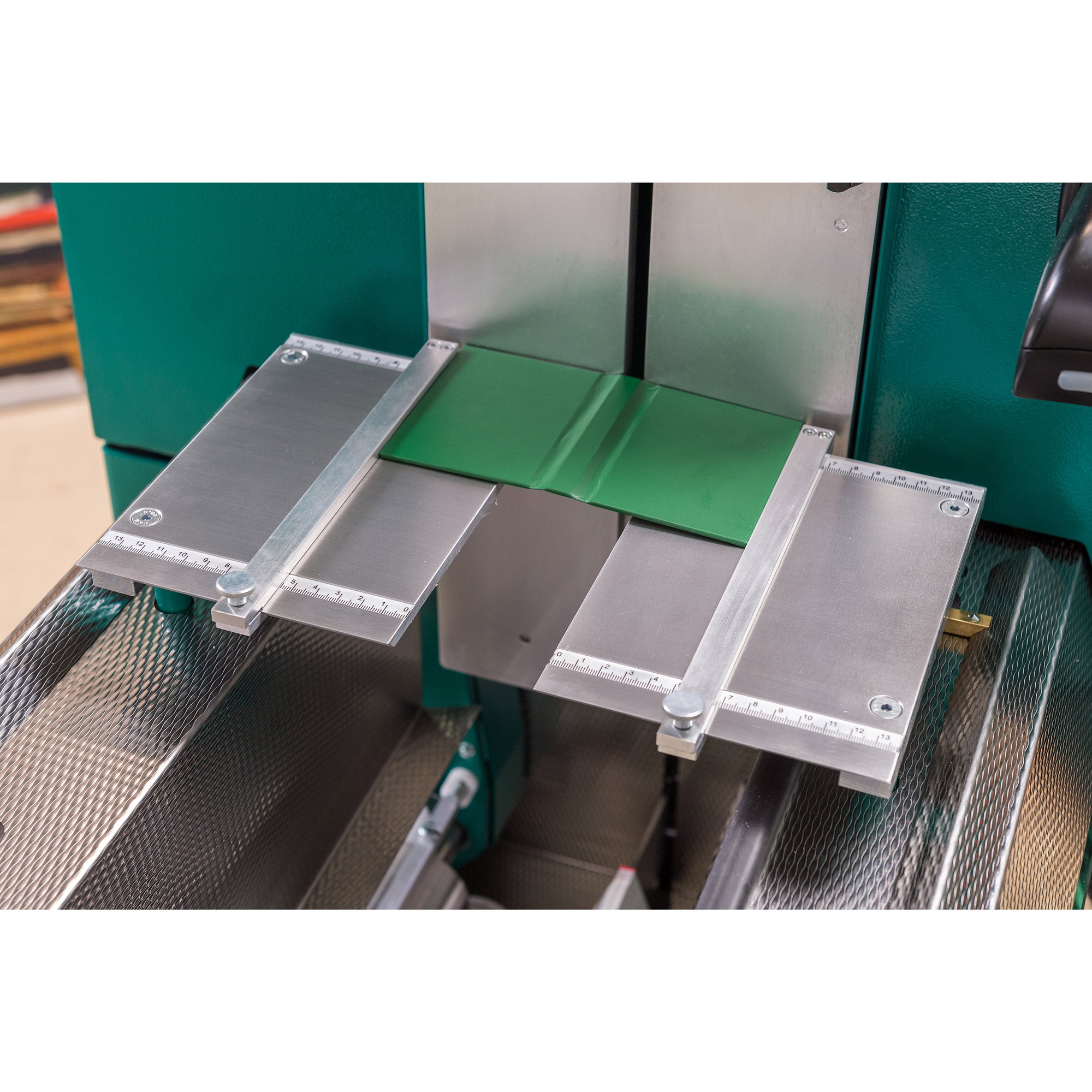 PräLeg | Book casing-in machine - Machine to combine book blocks with book covers - Applications: book blocks with flat and rounded backs, p... - image-6