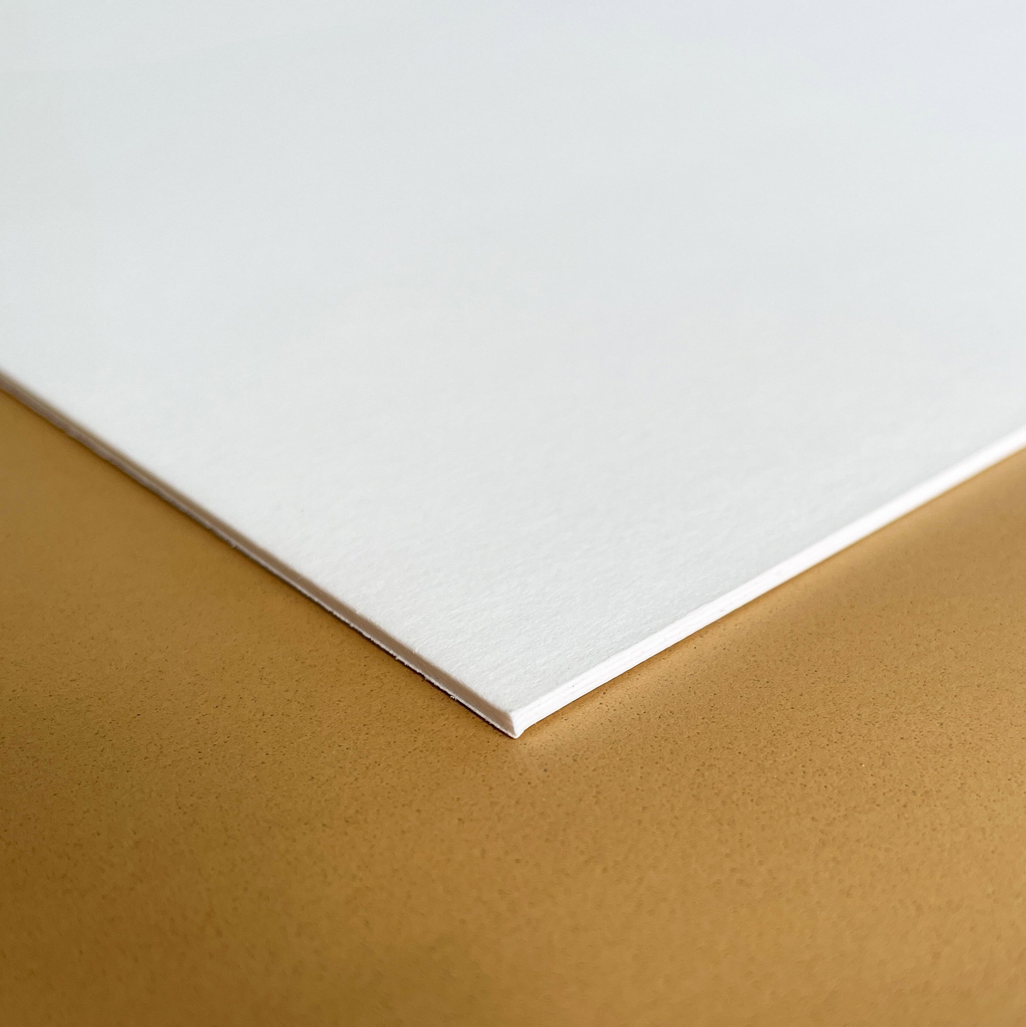 Museumskarton - 1,7 mm stark -  Format: 81 x 102 cm - als Passepartout oder Rückwandkarton für Bilder, Zeichnungen, Drucke etc., werterhalte... - Bild-1