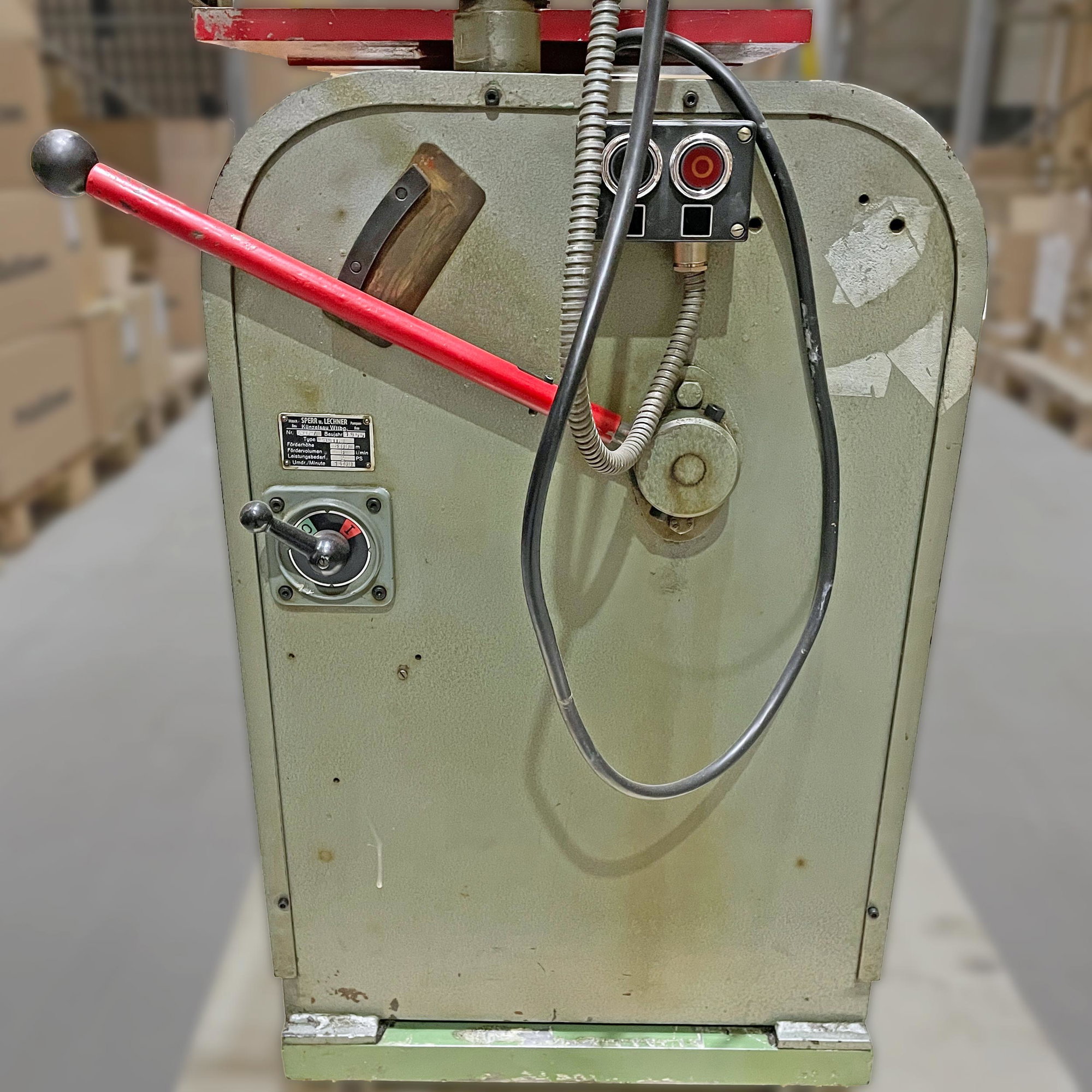 Electric twin press - Second-hand machine - with pressing plates of 27 x 43 cm each
S/N: 267 - Year of construction: 1955

This device no... - image-3