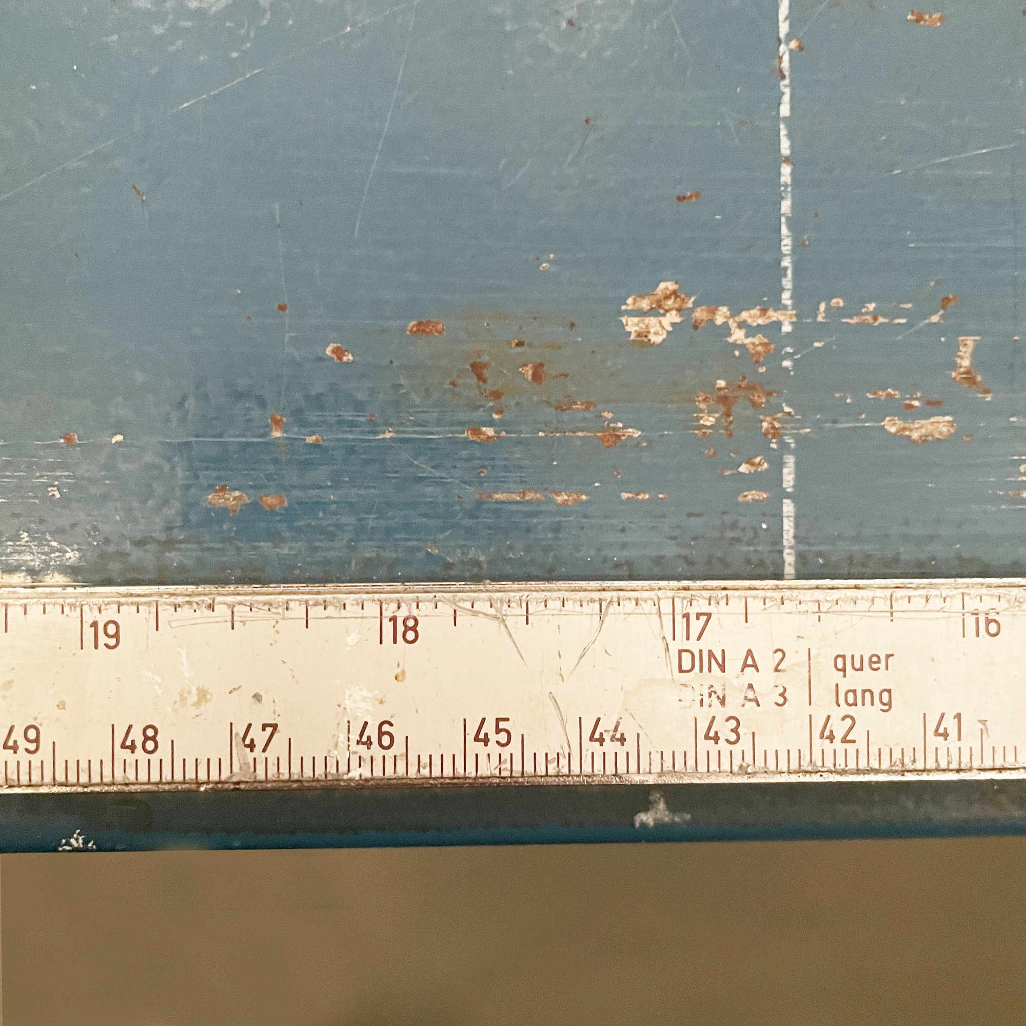 Paper trimmer - Refurbished machine - Table size: 70 x 56 cm
Cutting length: 70 cm

- Lever broken off, but can be plugged in and used -... - image-4