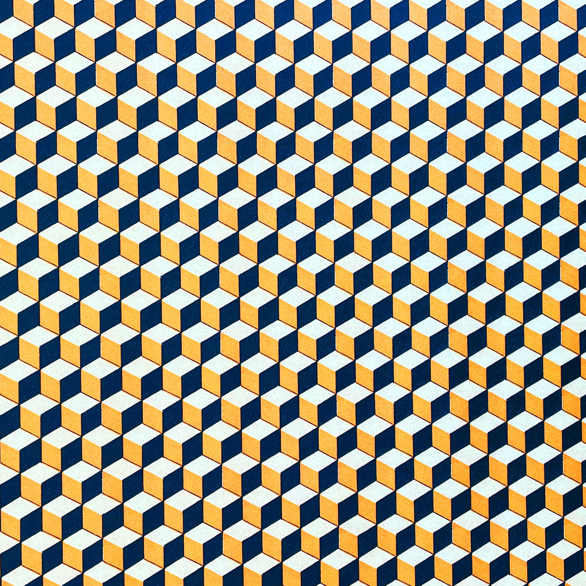 002 - Cubos geométricos amarillos