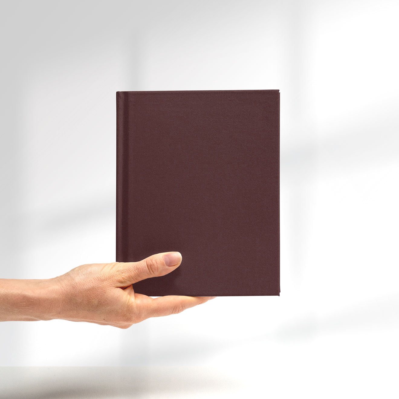 Englisch Buckram - tela de encuadernación - Color 567 - burdeos - Aplicación: tapas de libros, libros de biblioteca, menús, agendas, archiva... - imagen-3