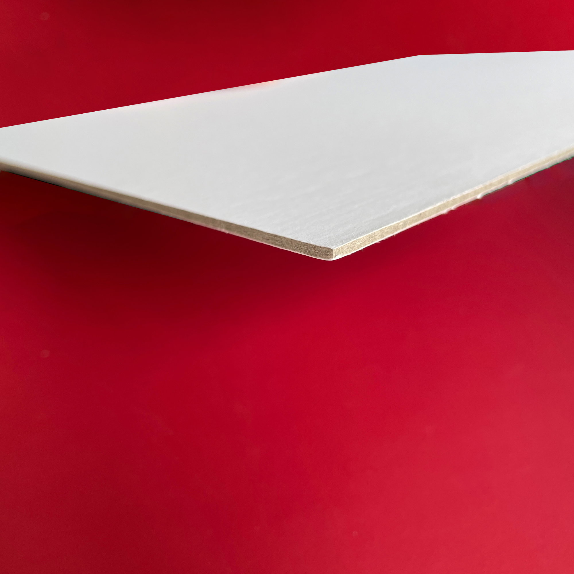 Rückwandkarton | weiß - Format: 80 x 100 cm - Schmalbahn - Anwendungen:  Aufsteller, Deckenhänger, Displays, buchbinderische Zwecke, Verpack... - Bild-2