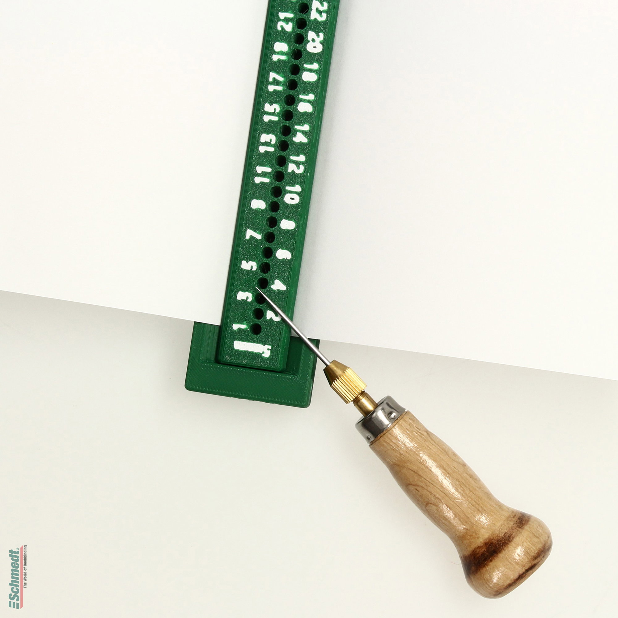 Vorstech-Schiene "Standard" - Länge (in mm) 400 - zum einfachen und gleichmäßigen Vorstechen von Papierlagen vor der Handheftung.... - Bild-4
