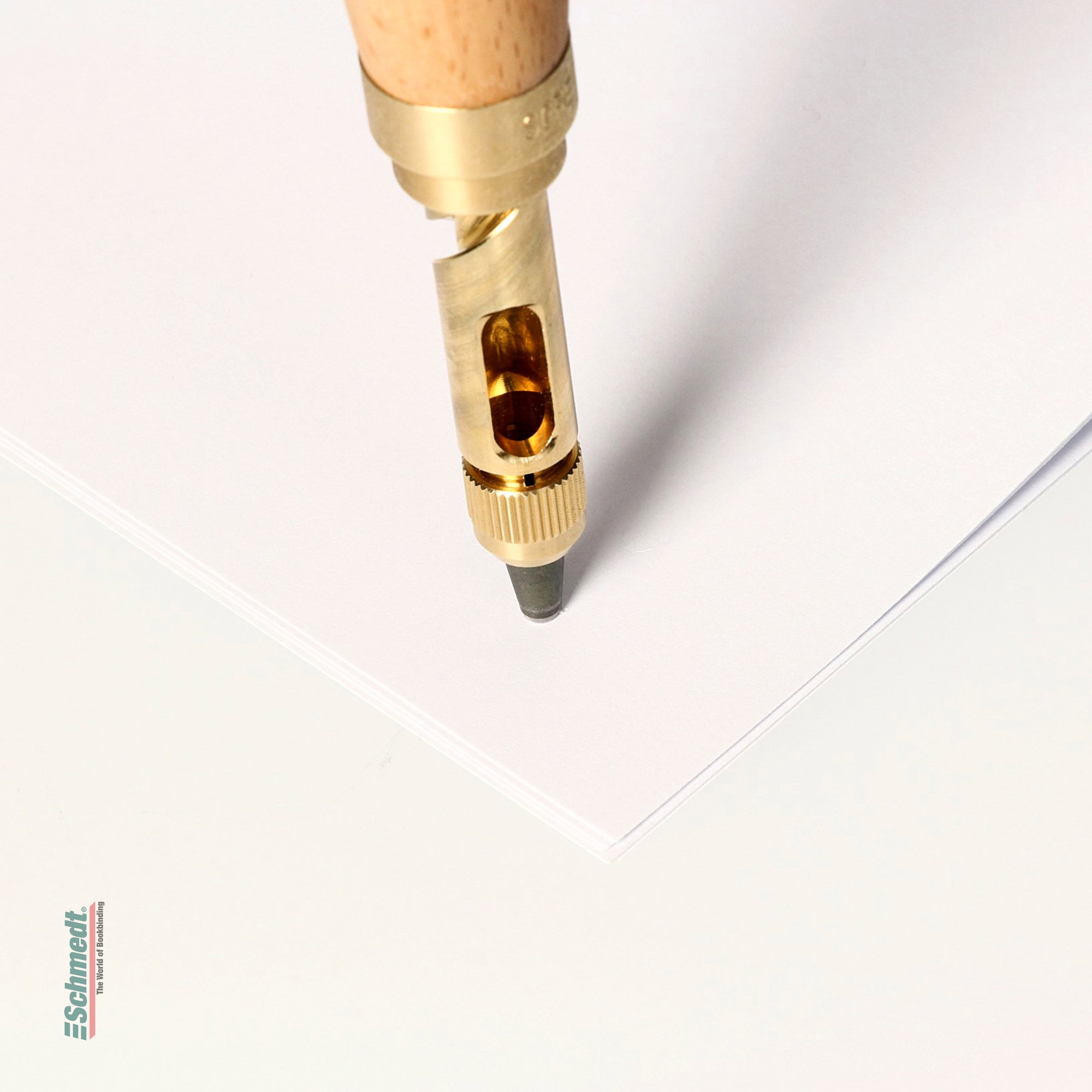Screw punch - manual paper drill - Total length: 14 cm - with wooden handle - Application : to make super fine clean cut holes in paper, car... - image-3