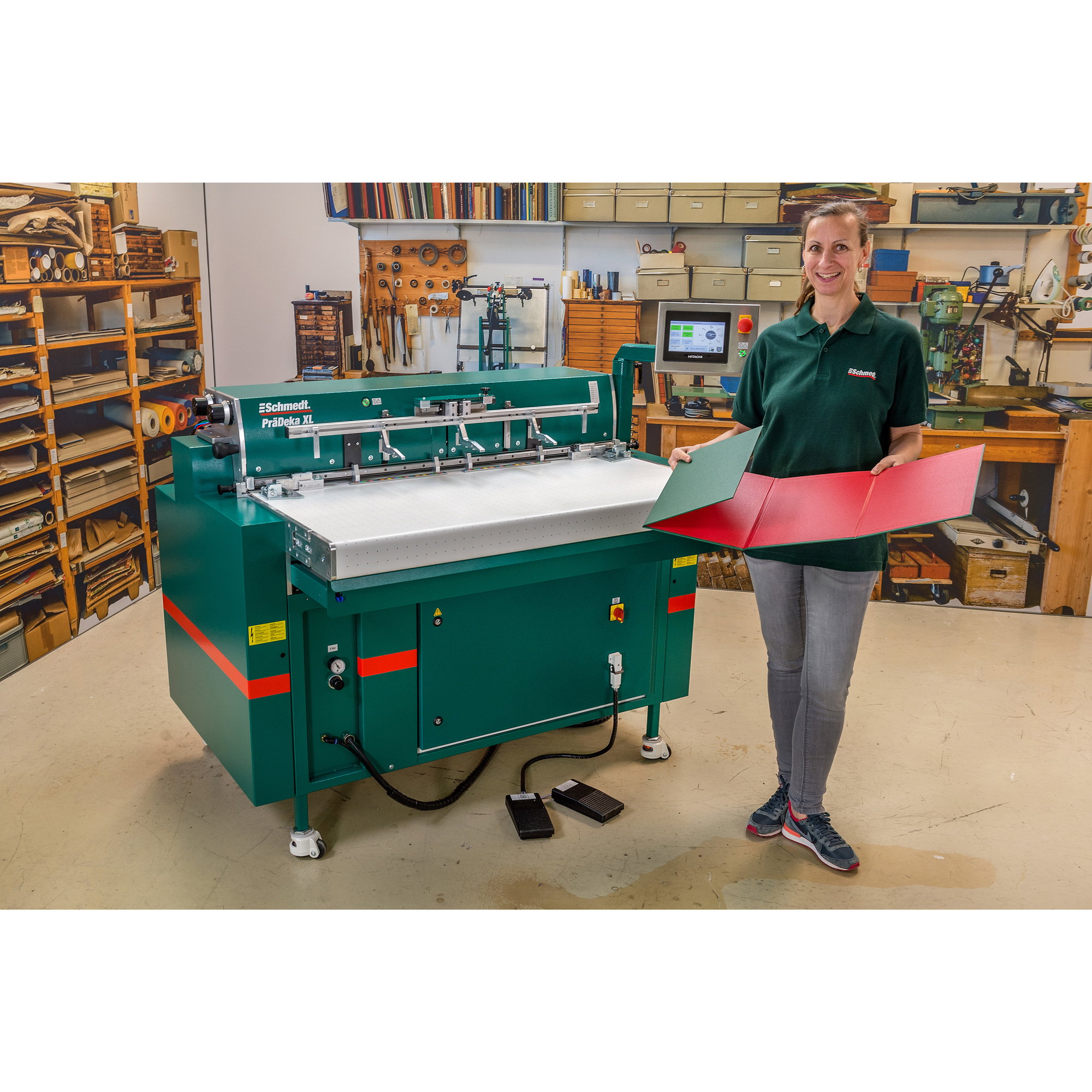 PräDeka XL | Case-making machine - Semi-automatic casemaker for hardcover cases - Applications: single-part products, e.g. gameboards, asymm... - image-6