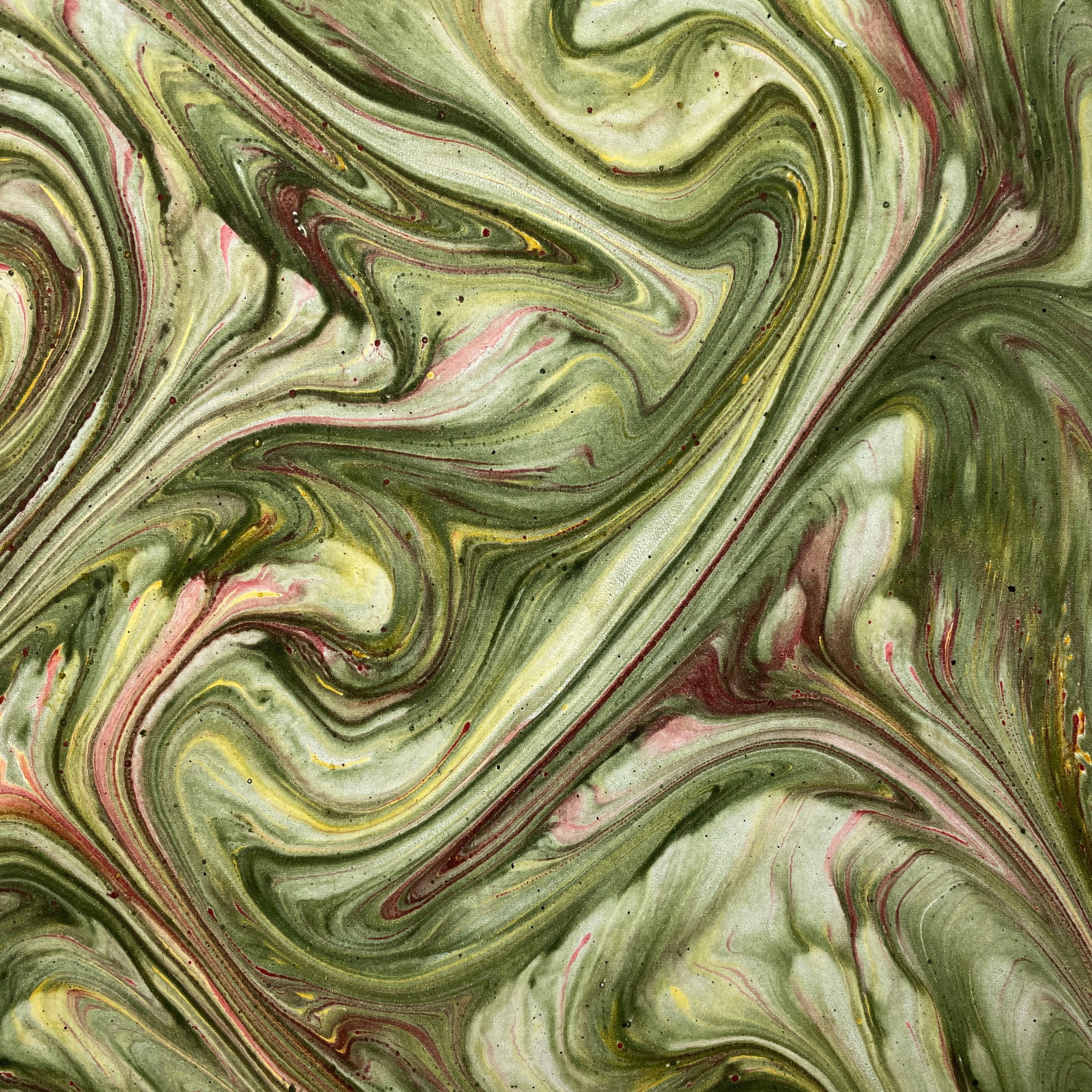 047 - green/red