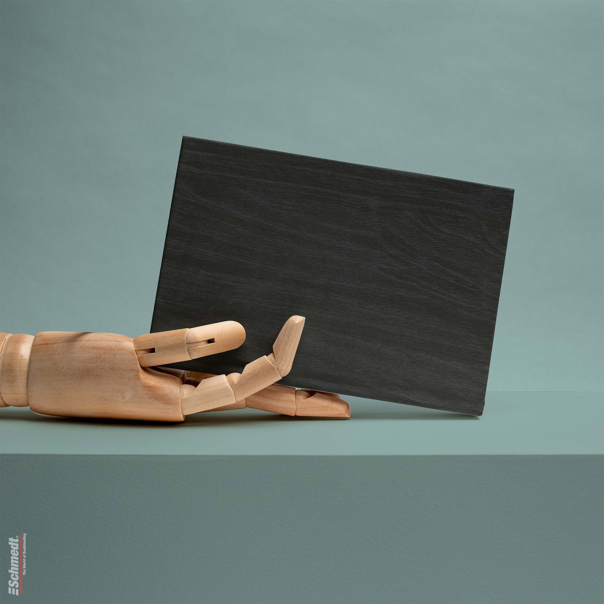 Busto - Natural paper with wood grain - Colour 007 - black - paper used as cover paper for books, flyer, brochures, boxes, cases, packagings... - image-2