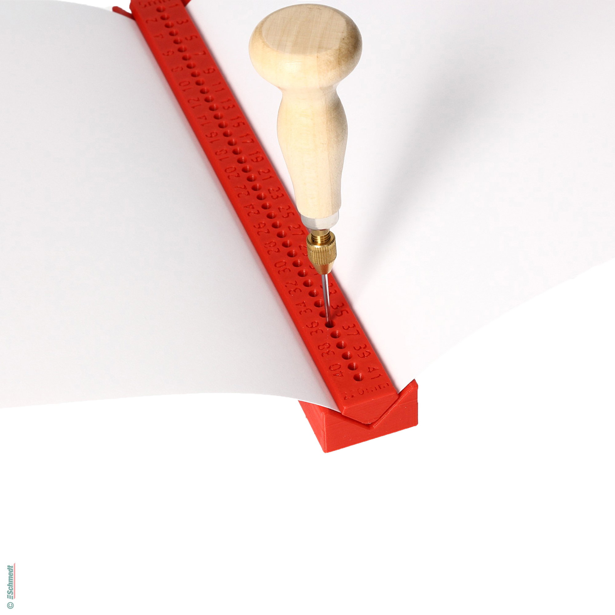 Vorstech-Schiene Mini - zum Vorstechen von Papierlagen vor der Handheftung - zum einfachen und gleichmäßigen Vorstechen von Papierlagen vor ... - Bild-3