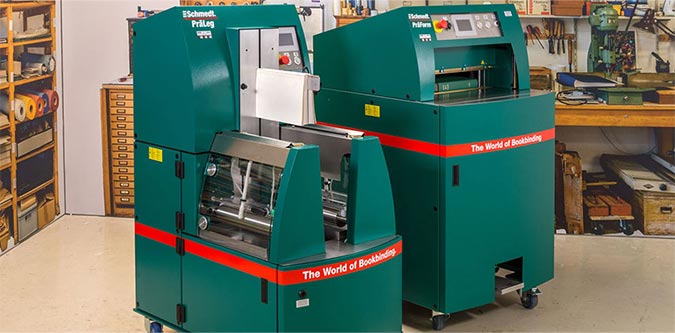 Machines pour livres à couverture rigide