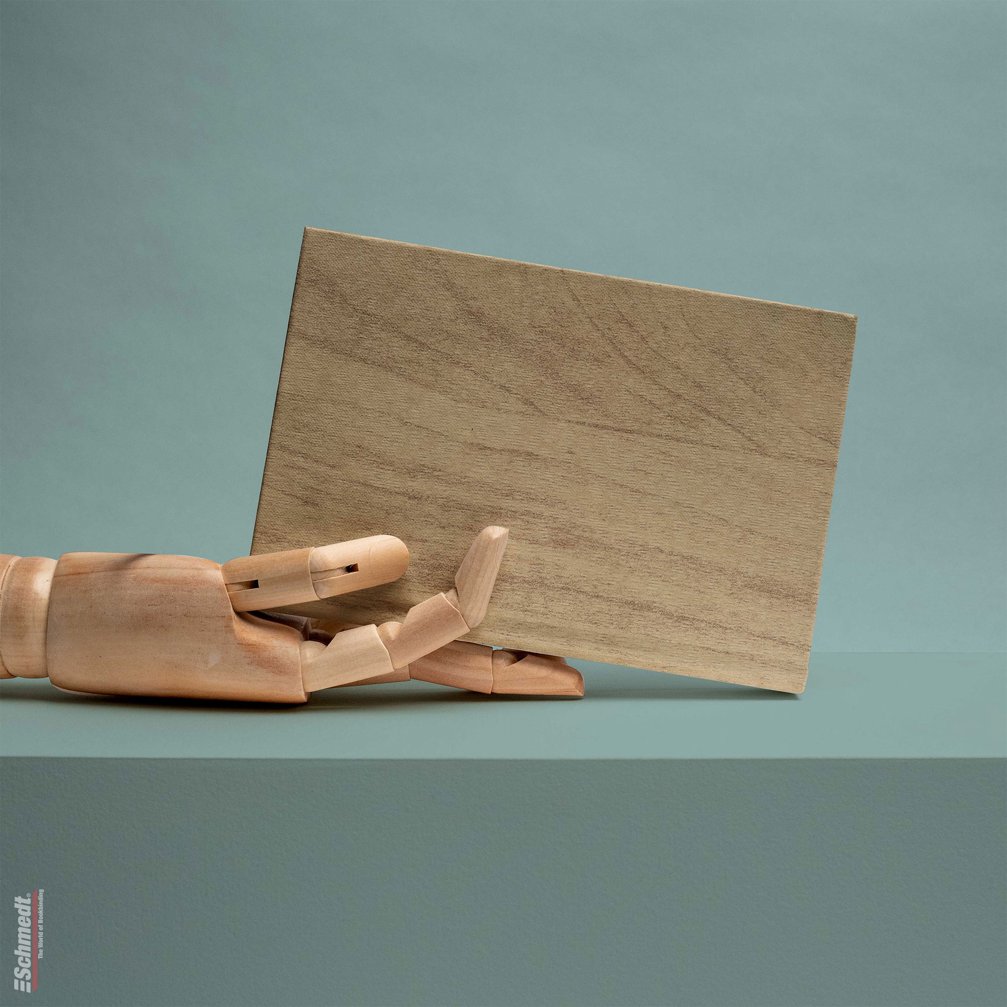 Busto • Papel natural con vetas de madera - Color 001 - marrón - Aplicación: papel de recubrimiento para libros, folletos, catálogos, cajas,... - imagen-2